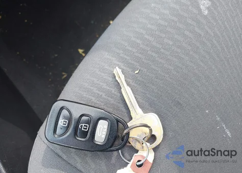 2016 Hyundai Elantra Se из США, поврежденный, VIN 5NPDH4AE2GH653924